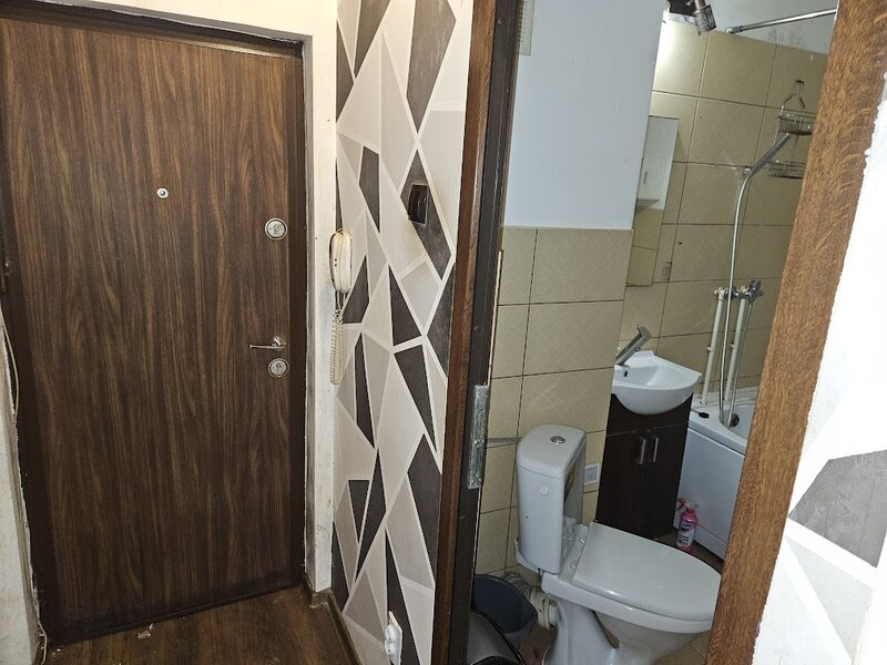 Drumul Taberei, Plaza Romania